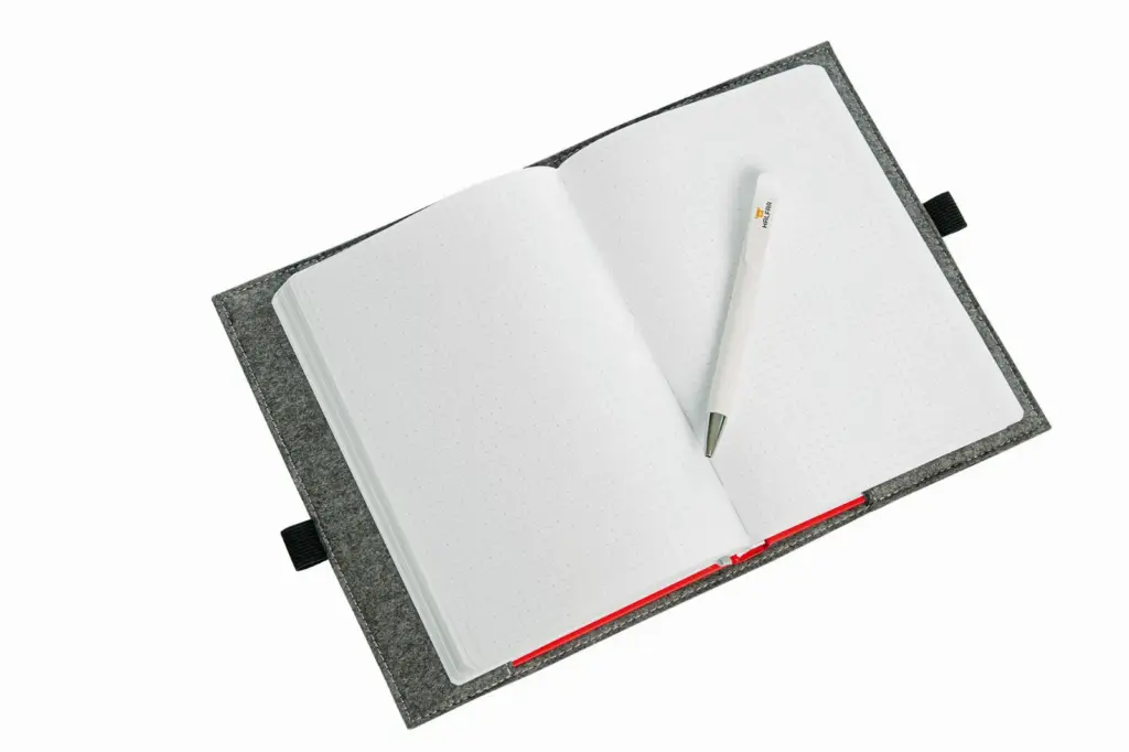 Halfar custom branded A5 felt writing folder — product photo 6