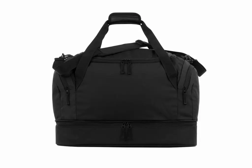 Halfar sporttasche team: robust, mit schuhfach & logo-druck.