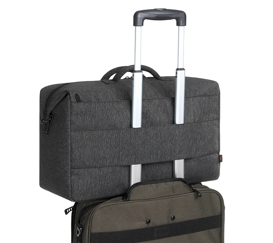 Halfar promotional sports and travel duffel with logo. — product photo 5