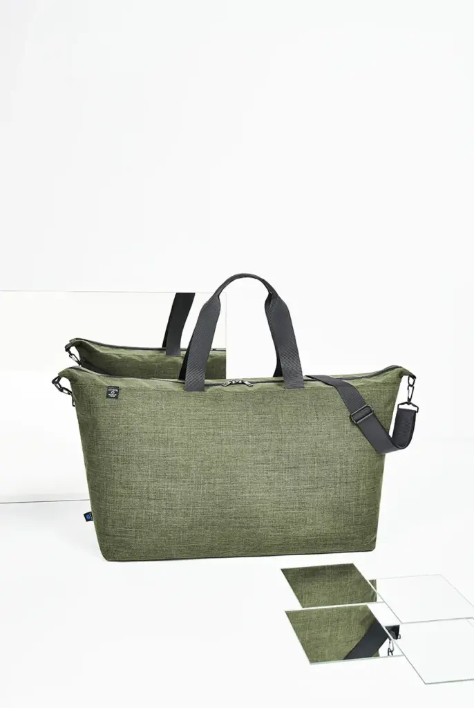 Halfar sporttasche weekender, nachhaltig rpet & mit logo bedruckbar. — Produktfoto 24