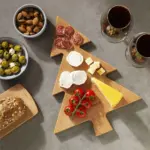 Bowls en Dishes - Puur Hout - Kerstboom serveerplank — productfoto 2