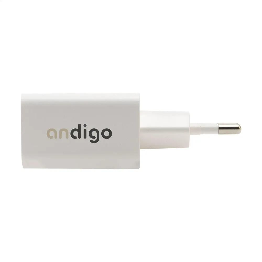 Grundig Wall Charger 230V oplader productfoto 6 - Hidalgo-werbeartikel Grundig Wall Charger 230V oplader — productfoto 6
