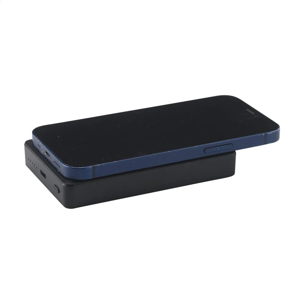 Wireless RCS Recycled Alu Magsafe Powerbank 10000 productfoto 10 - Hidalgo-werbeartikel Wireless RCS Recycled Alu Magsafe Powerbank 10000 — productfoto 10
