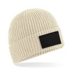 Trendy muts met patch, oatmeal / black — productfoto 9