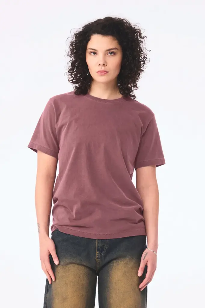 Dik uniseks t-shirt met vintage wash — productfoto 4