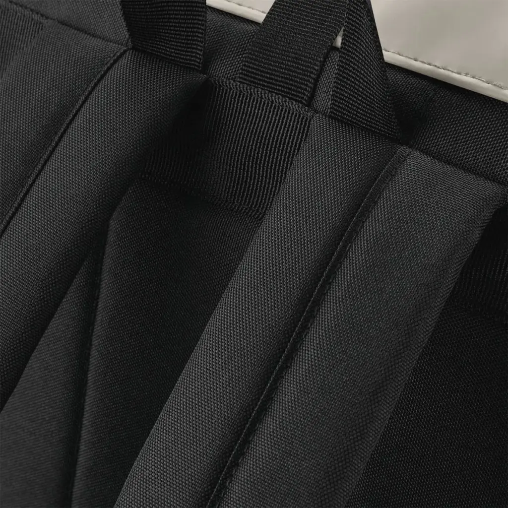 BG335_2024 - Hidalgo Rugzak met roll-top van mat polyurethaan — productfoto 2