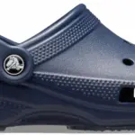 Crocs™ Classic Clogs, navy — productfoto 24