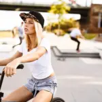 Snapbackpet met bloemenmotief — productfoto 3
