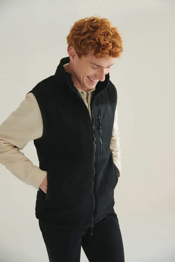 Gerecycled sherpa gilet — productfoto 2