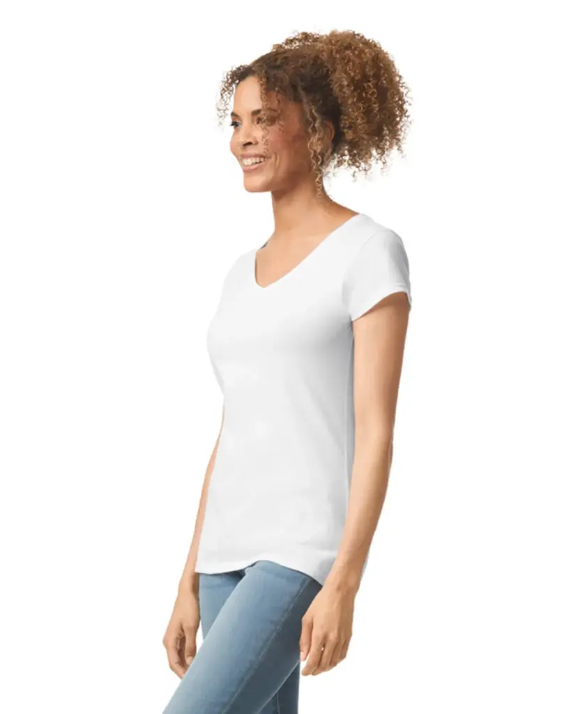 Softstyle® Fitted Ladies' V-neck T-shirt — productfoto 8