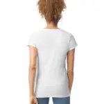 Softstyle® Fitted Ladies' V-neck T-shirt — productfoto 10