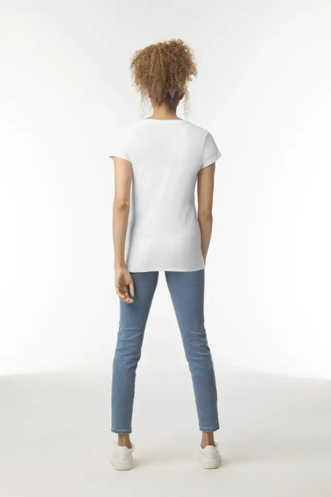 Softstyle® Fitted Ladies' V-neck T-shirt — productfoto 11