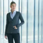 Ladies' Lichtgewicht cardigan met V-hals — productfoto 2