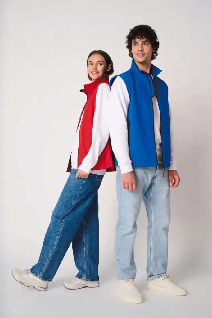 IB413-15_2025 - Hidalgo 2-laagse uniseks softshell bodywarmer — productfoto 14