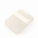 K152 - Dikke sponsen handdoek 140 x 70 cm, chalk — productfoto 2