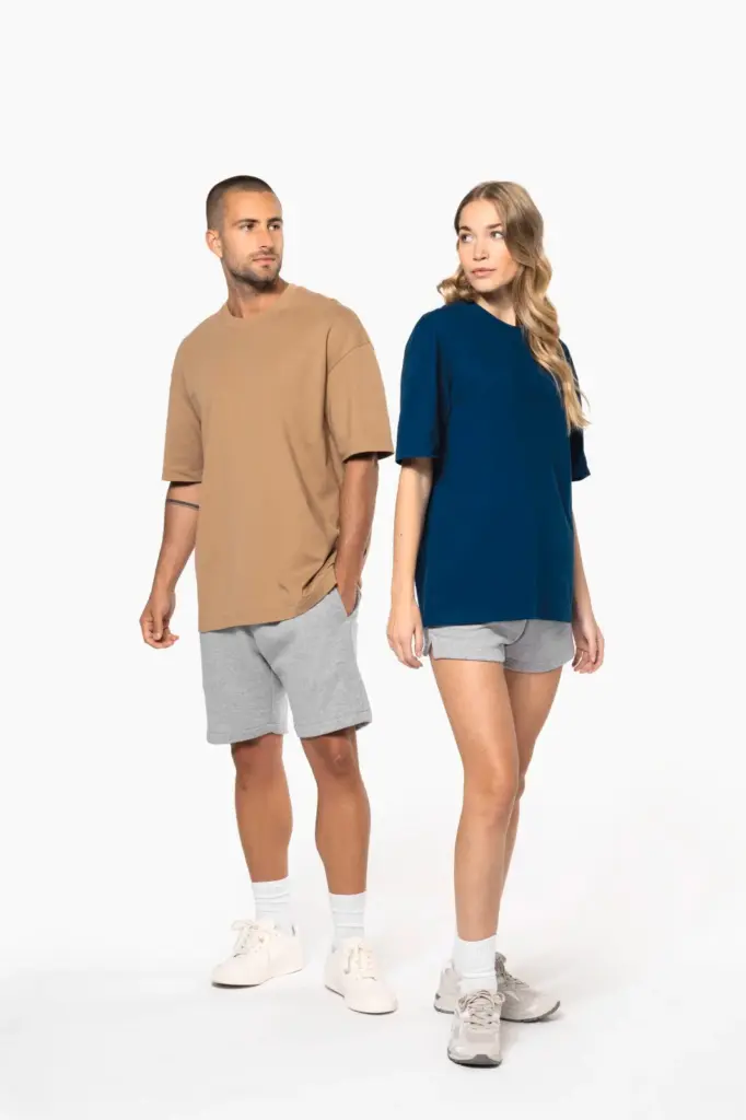 Oversized T-shirt korte mouwen uniseks — productfoto 2