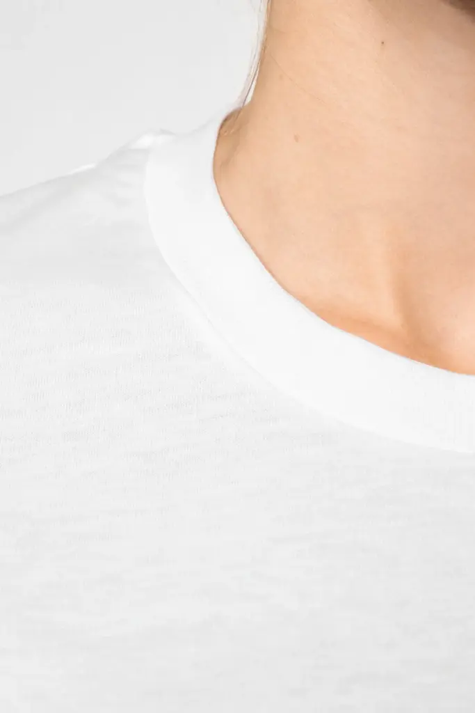 K3036_2025 - Hidalgo-werbeartikel T-shirt ronde hals met korte mouwen uniseks — productfoto 3