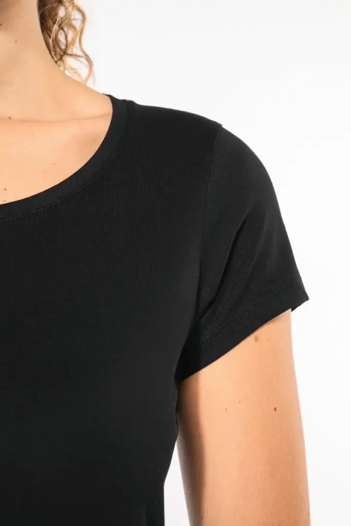 K384-7_2026 - Hidalgo-werbeartikel Dames-T-shirt korte mouwen met boothals — productfoto 3