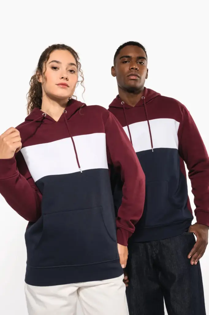 Driekleurige unisex sweater met capuchon