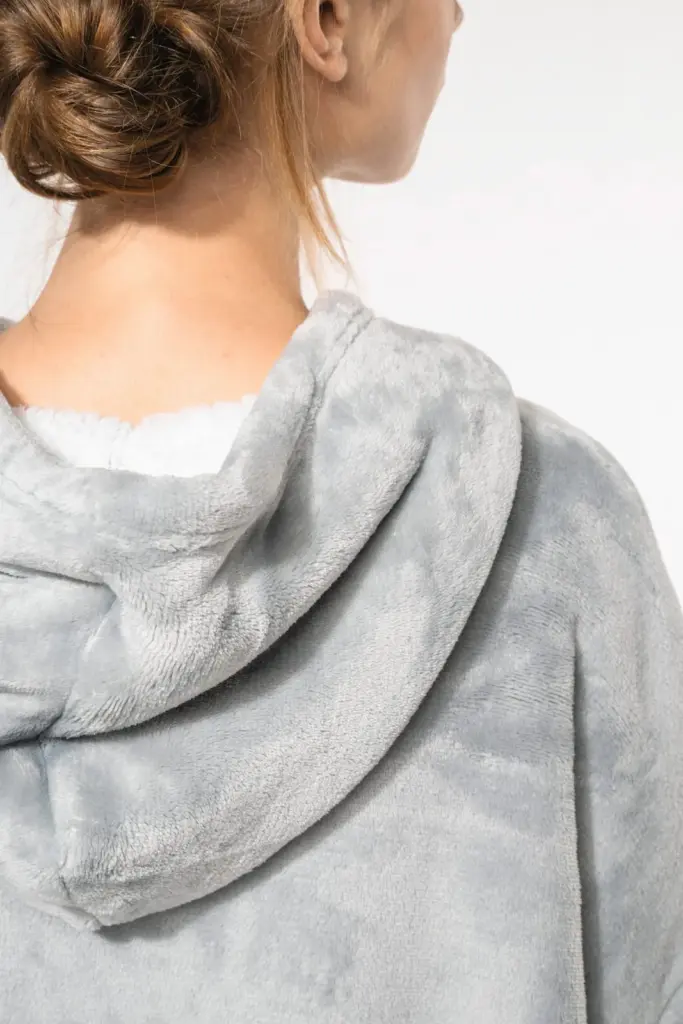 K410-6_2026 - Hidalgo-werbeartikel Poncho plaid — productfoto 3