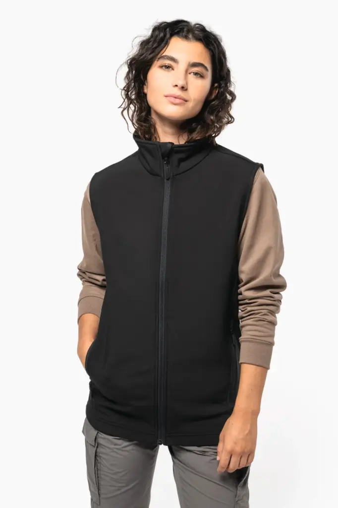 2-laagse uniseks softshell-bodywarmer — productfoto 4