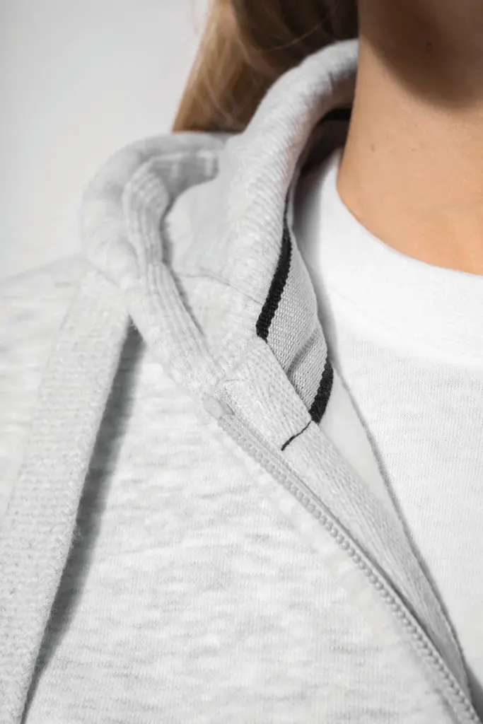 K464-16_2025 - Hidalgo Damessweater met rits en capuchon — productfoto 3