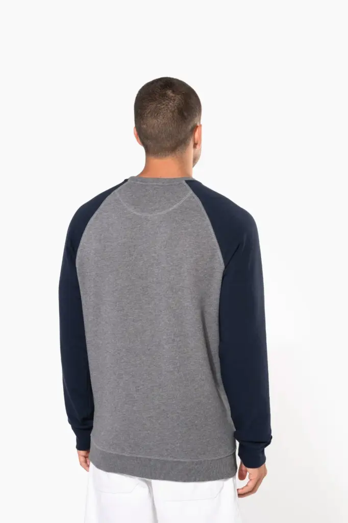 K491-5_2025 - Hidalgo-werbeartikel Tweekleurige herensweater BIO French Terry ronde hals raglanmouwen — productfoto 2