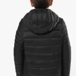 Donsjack met capuchon — productfoto 2