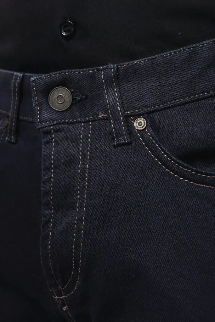 K747_2022 - Hidalgo-werbeartikel Premium herenjeans — productfoto 3