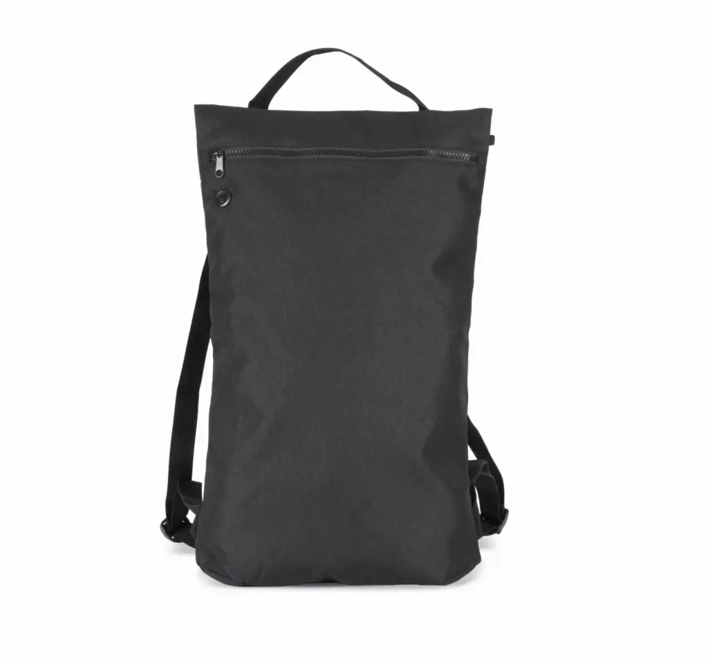 Trendy, platte en gerecycleerde rugzak
