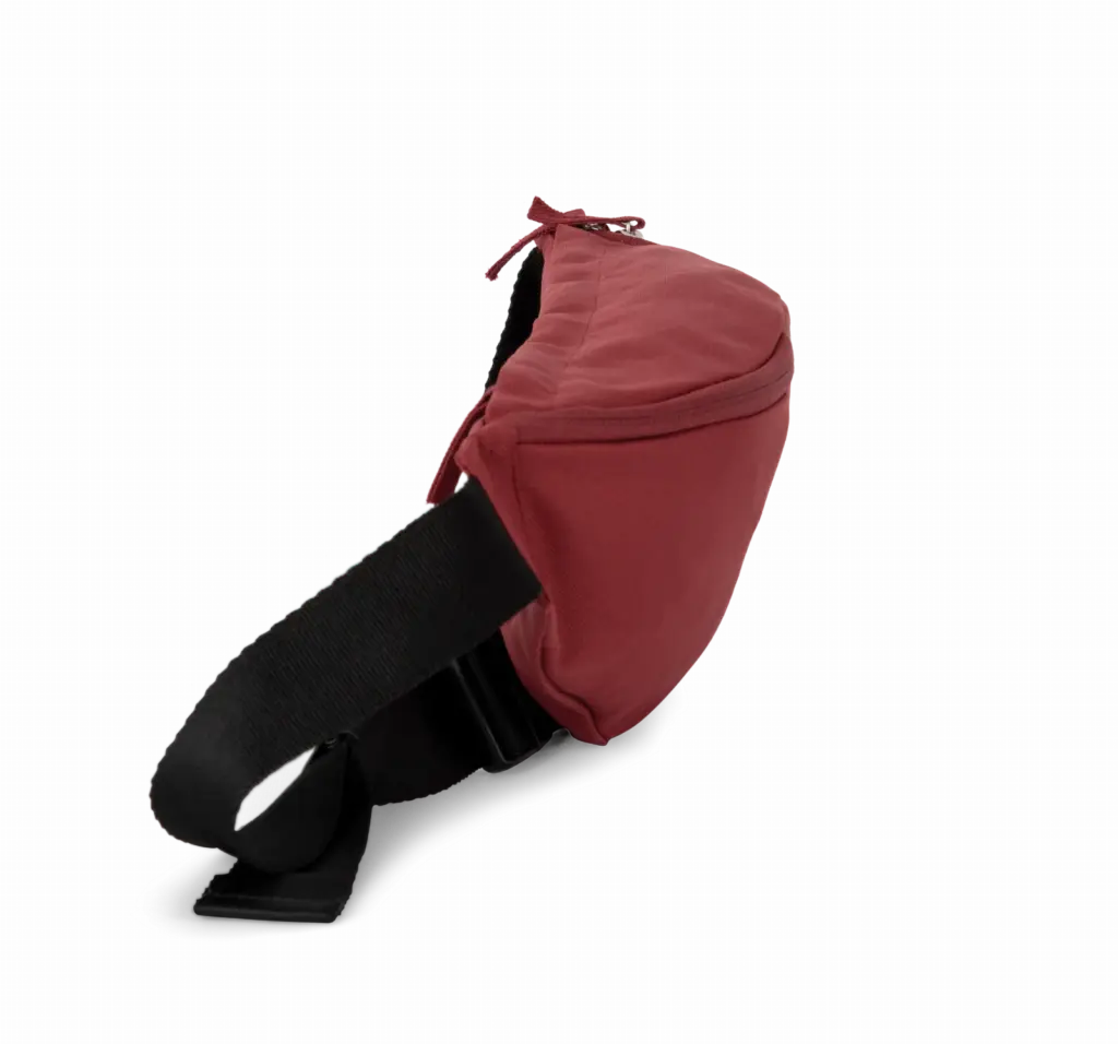 PS_KI0374-S_REDSAFRAN - Hidalgo-werbeartikel Gerecycleerd klassiek heuptasje, red safran — productfoto 12