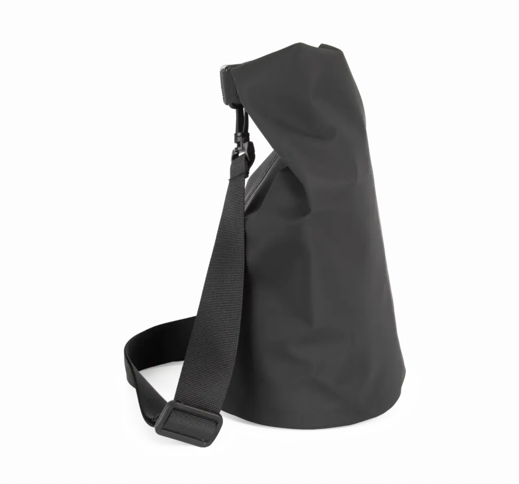 PS_KI0644-S_BLACK - Hidalgo Waterdichte tas met roll-top 5 L, black — productfoto 5