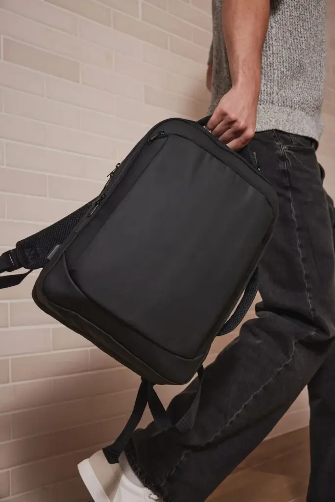 Businessrugzak met laptop-en documentenvak Kialma by k-loop