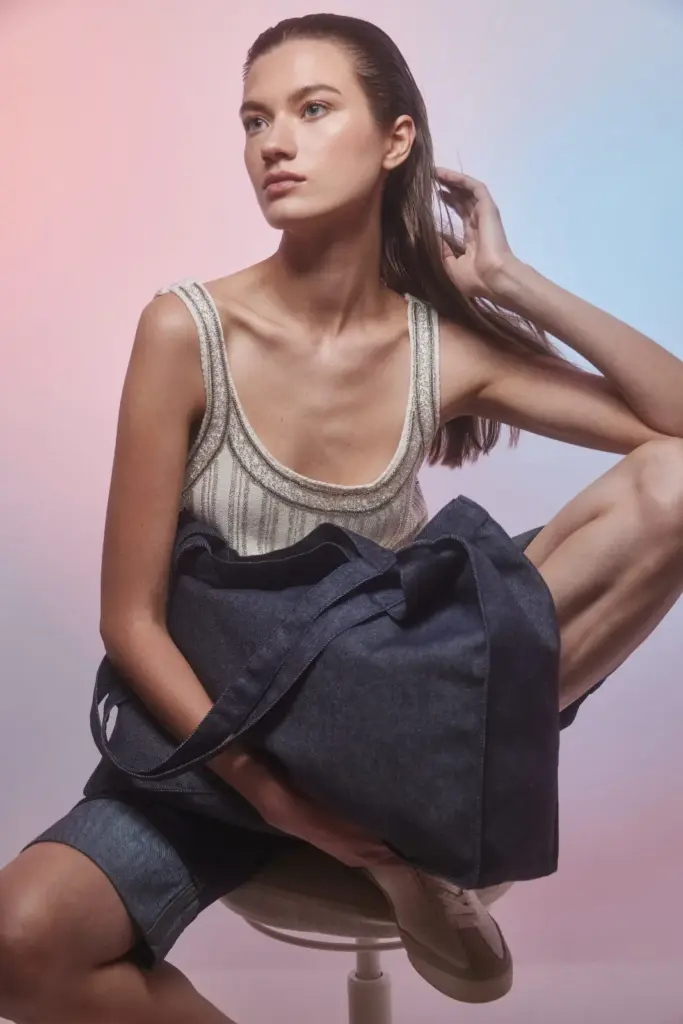 Grote shopper van denim — productfoto 2