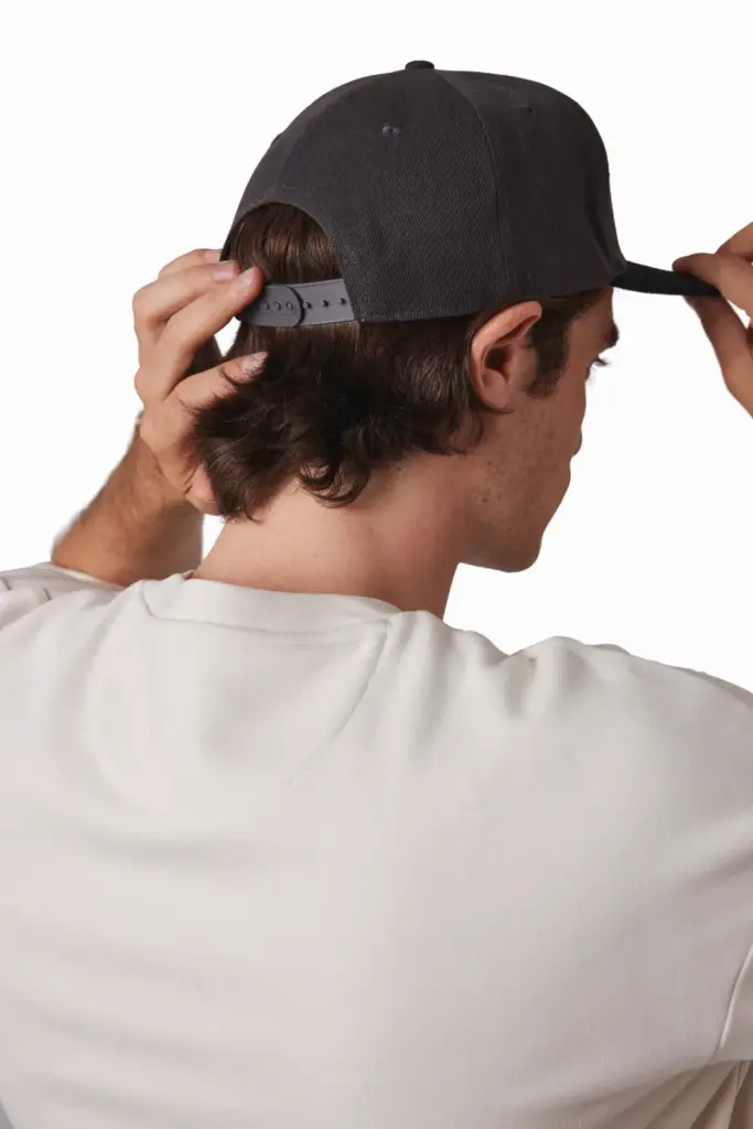 KP159-4_2025 - Hidalgo-werbeartikel Pet Snapback - 5 panelen — productfoto 4