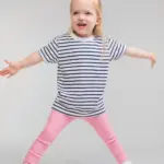 Gestreept T-shirt met korte mouwen — productfoto 4