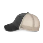 Ecologische uniseks truckerpet met verwassen look, washed black / beige — productfoto 3