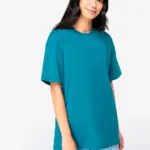 Ecologisch uniseks T-shirt met afhangende schouders — productfoto 4