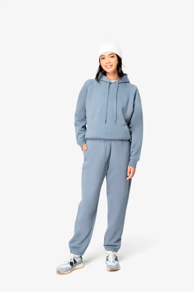 Ecologische damessweater met capuchon en raglanmouwen — productfoto 2
