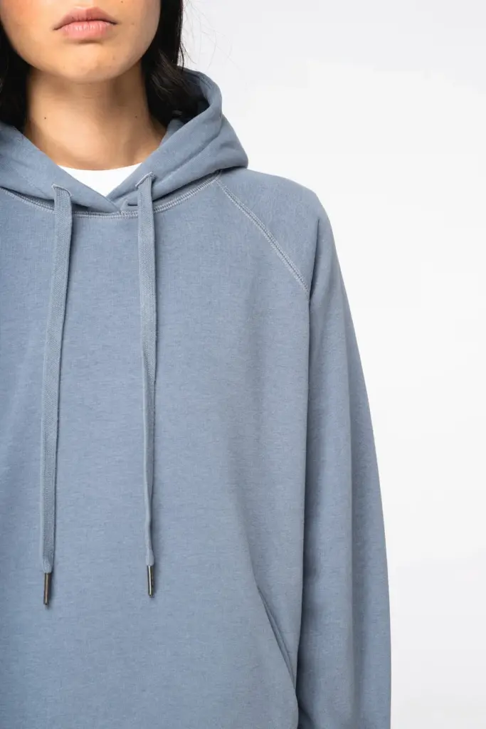 Ecologische damessweater met capuchon en raglanmouwen — productfoto 4