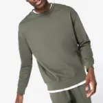 Ecologische uniseks sweater met ronde hals en verlaagde schouders in geborsteld fleece — productfoto 2