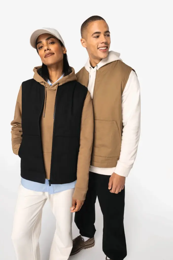 Ecologische gevoerde uniseks bodywarmer van twill met teddykraag
