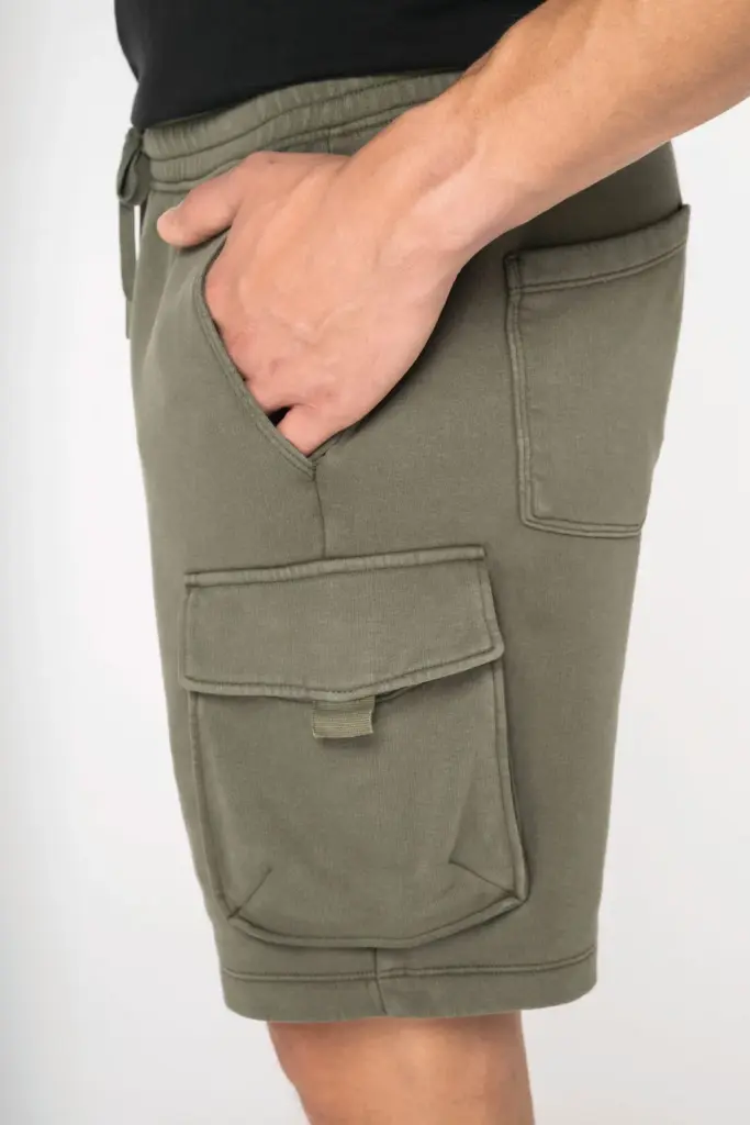Duurzame verwassen herencargoshort van French Terry — productfoto 4