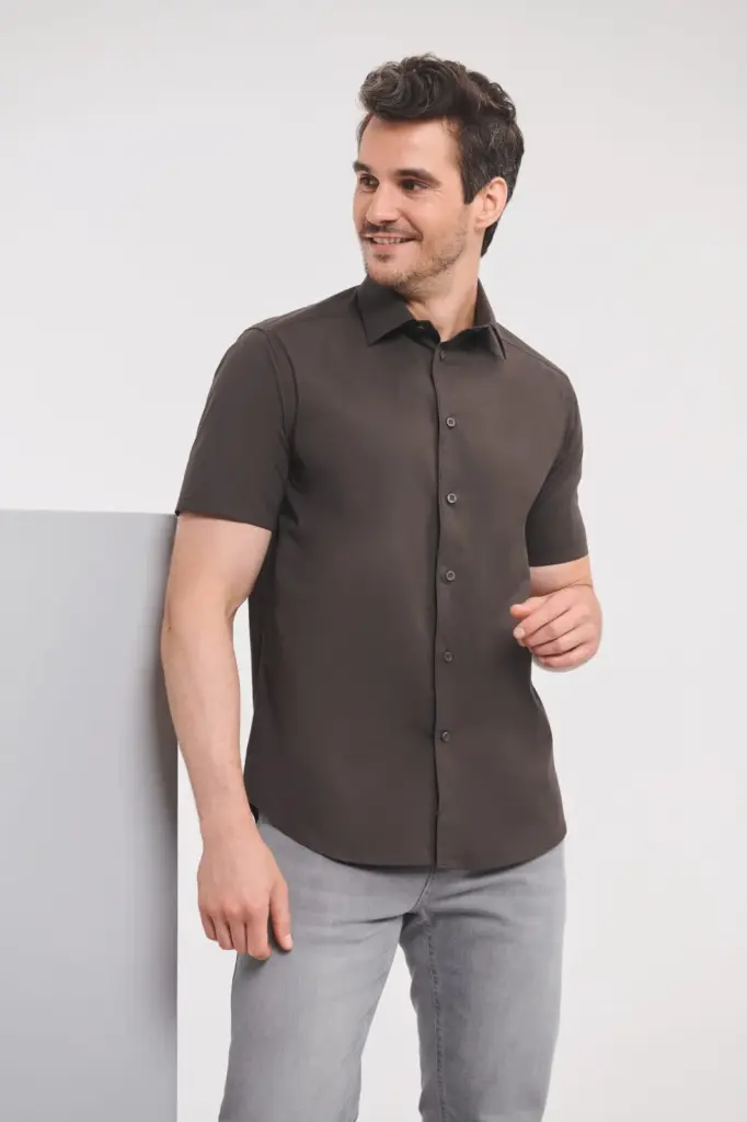 Men's Easy Care Fitted overhemd met korte mouwen