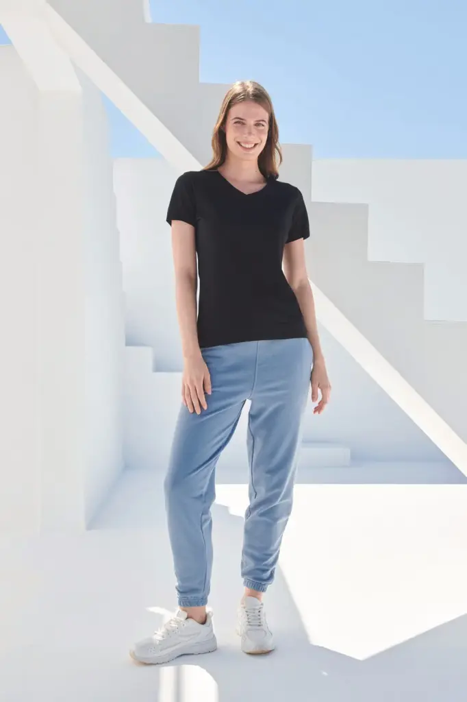 Ladies Stretch V-neck T-shirt — productfoto 2