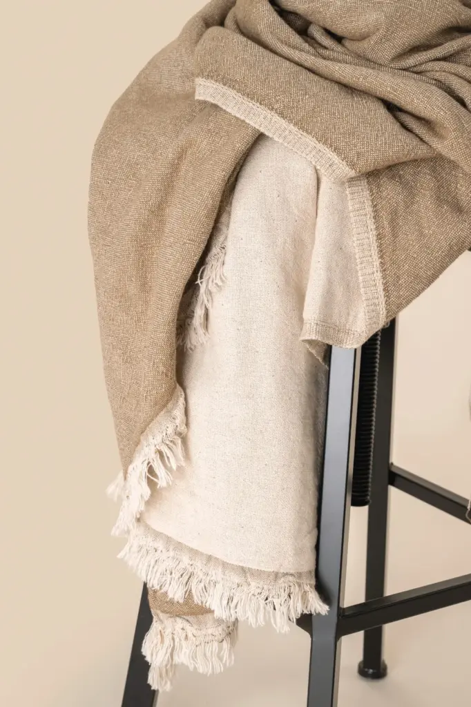 SP120-2_2025 - Handdoekeninclusieflogo Fouta — productfoto 3