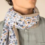 Uniseks tulbanddoek met bloemenmotief — productfoto 3