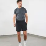Multisport gevoerde short — productfoto 2