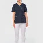 Damesblouse van polykatoen met drukknopen — productfoto 3
