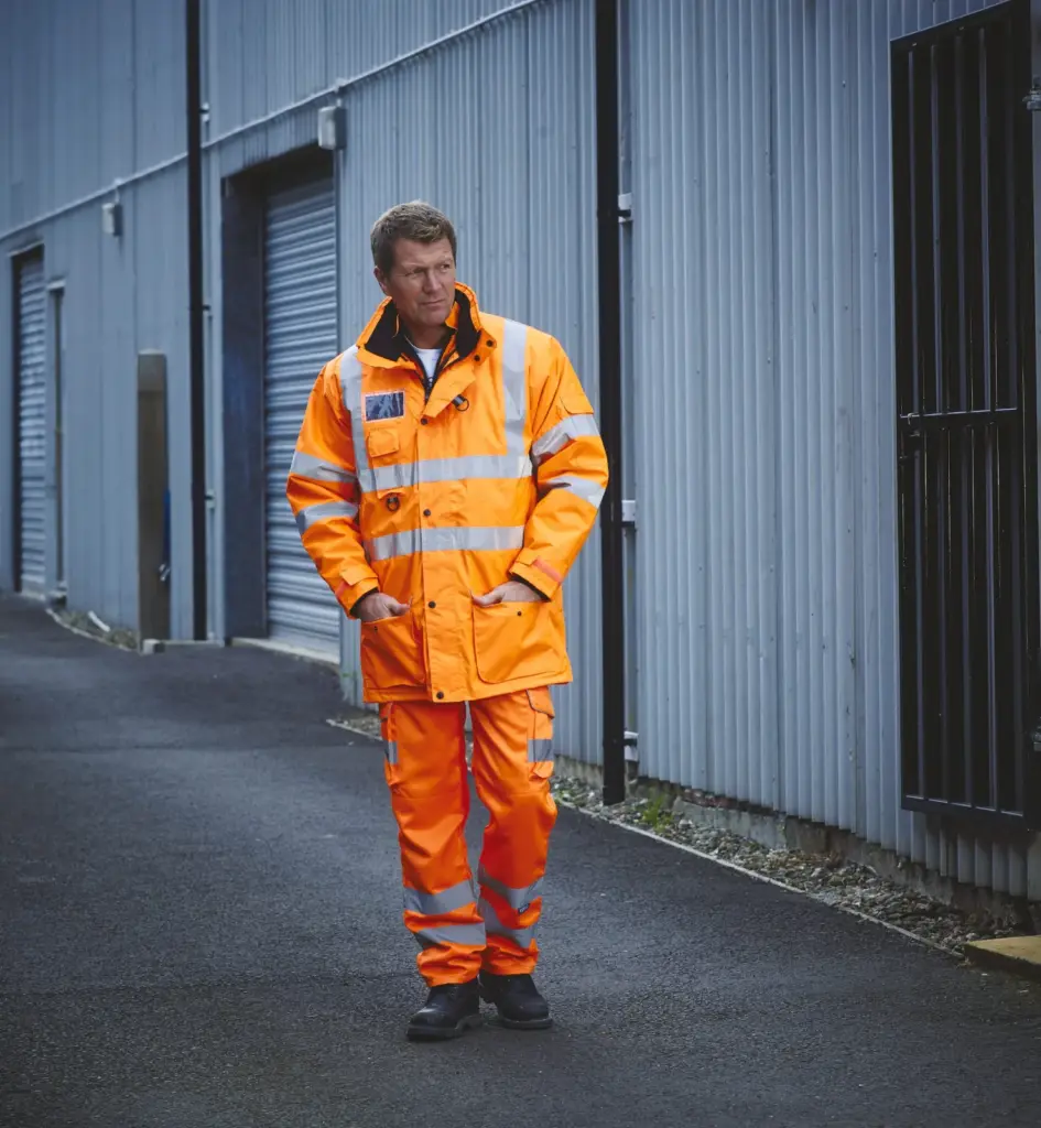 Hi-Vis cargo broek — productfoto 4